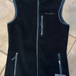 Women’s XS Eddie Bauer fleece vest NWT